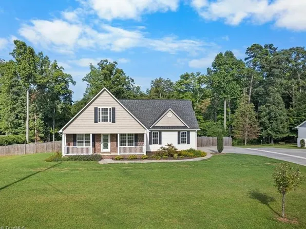 781 Hebron Church Rd, Winston Salem, NC 27107