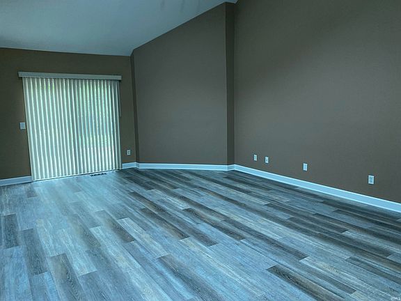 3rd image of 4422 Piazza Cir