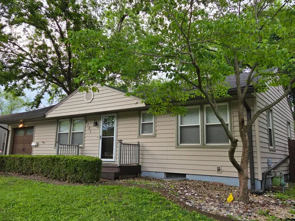 6101 W 54th Ter, Mission, KS 66202