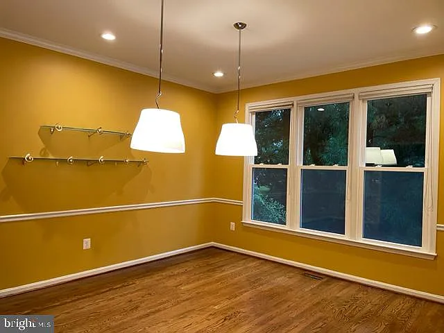 9419 Spruce Tree Cir — Photo 5
