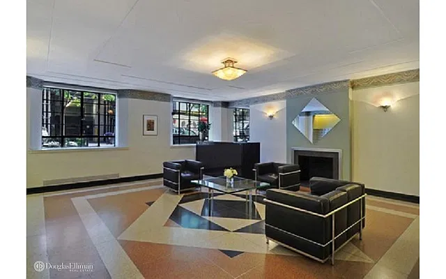 Rented by Douglas Elliman | media 21