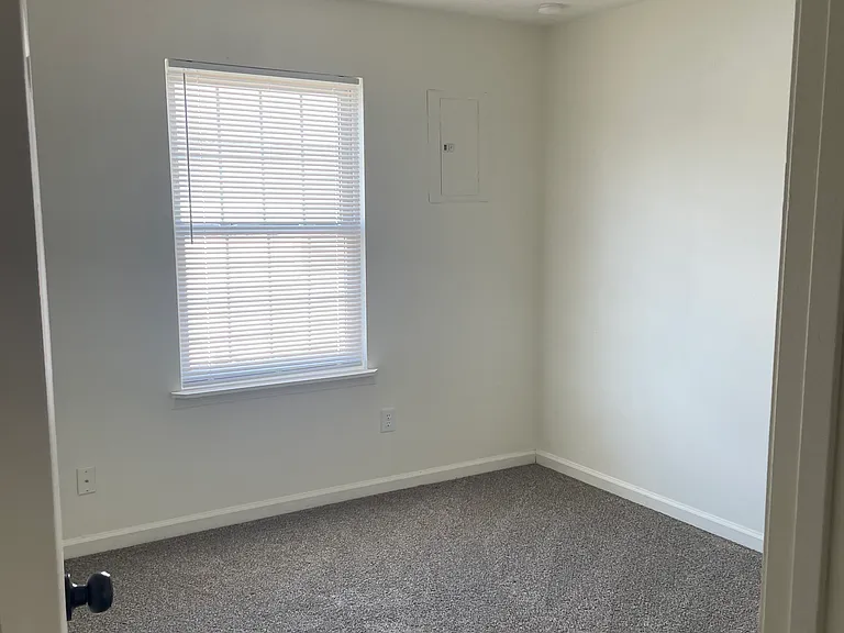 243 Fulkerson Dr #C — Photo 6