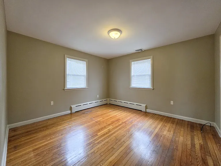 2402 New Holland Pike — Photo 15