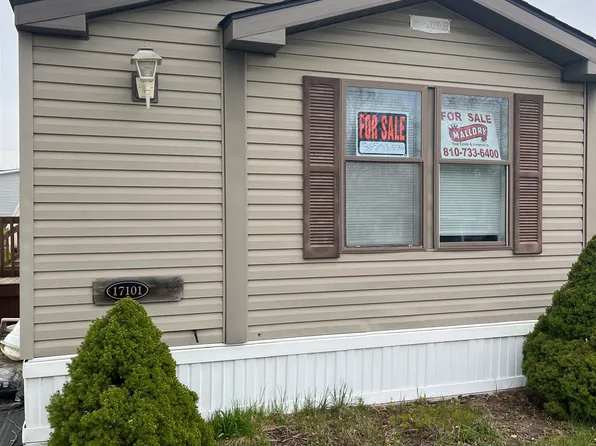 17101 Kropf Ave, Davisburg, MI 48350