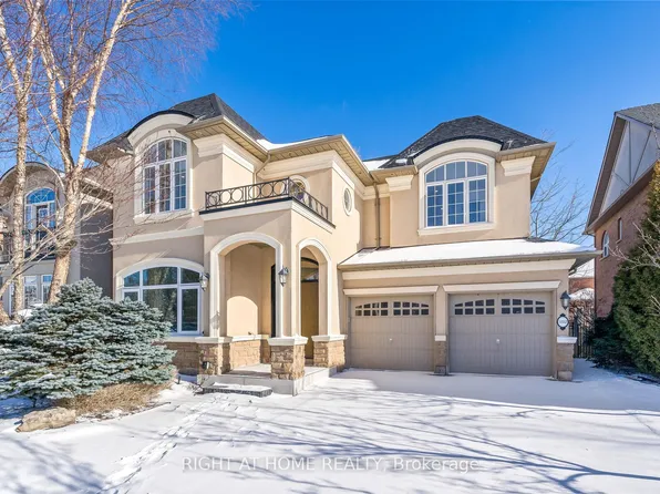 3352 Petrie Way, Oakville, ON L6L 6V8