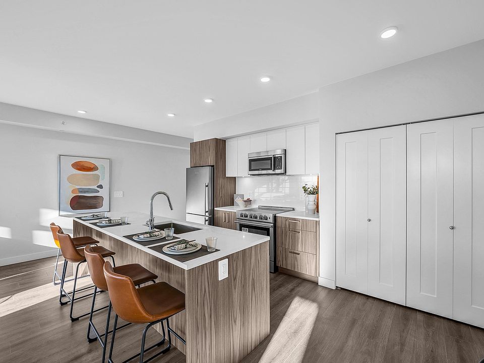 5535 Hastings St Burnaby BC Zillow