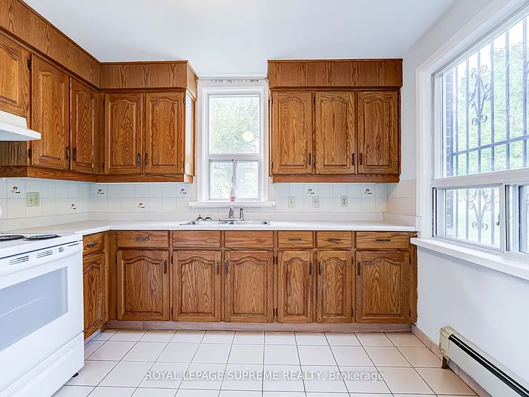 143 Connolly St #2 — Photo 6