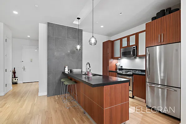 Rented by (Legacy) Elegran | media 42