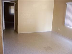 4th image of 418 North Ave