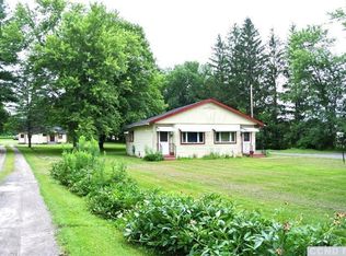 696 Us Highway 20, New Lebanon, NY 12125