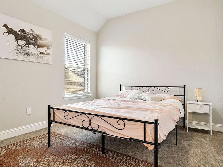 2072 Olivereta Dr — Photo 17