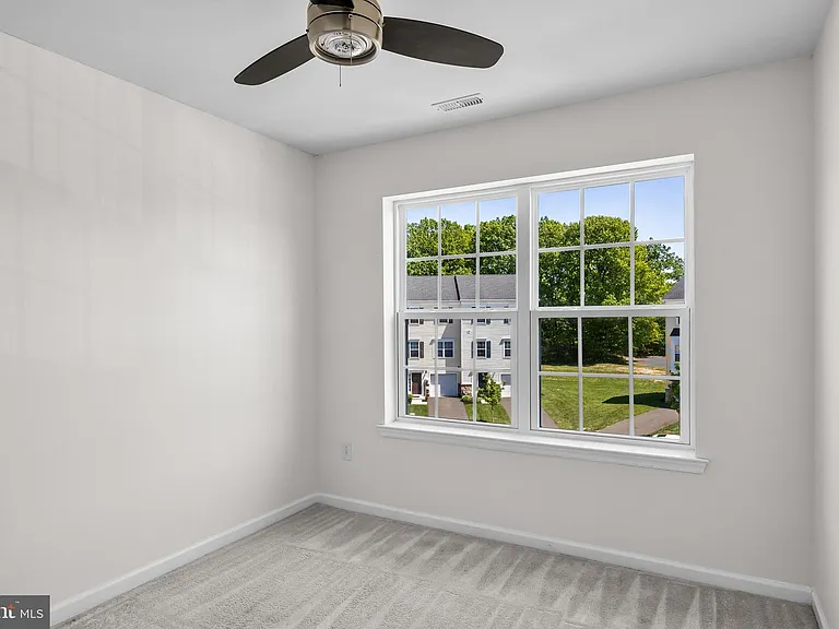 8 Iron Gate Rd — Photo 26