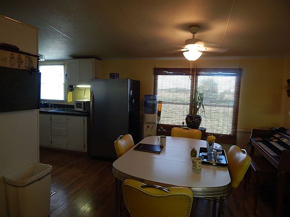 5th image of 8863 Farm Road 128