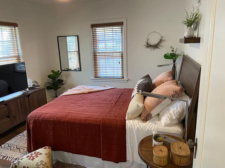 247 N Parkwood Ln — Photo 44