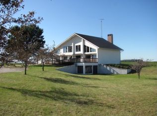 1557 Heather Ave, Latimer, IA 50452