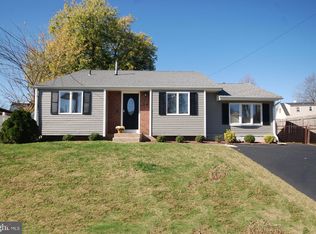 20 Hastings Rd, Hamilton, NJ 08620