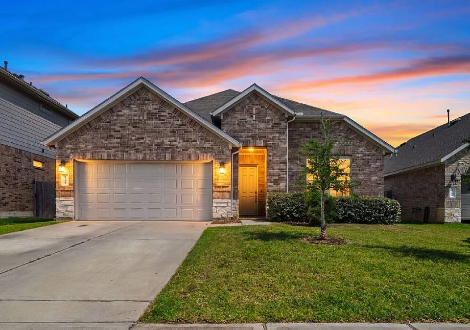 1388 Grays Gully Dr