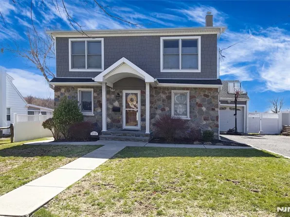 37-06 Van Duren Ave, Fair Lawn, NJ 07410