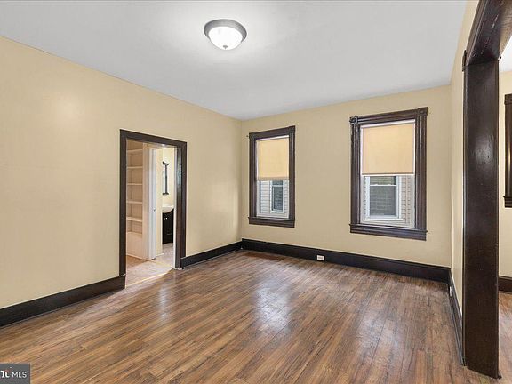 5th image of 919 Carteret Ave