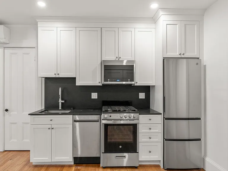 389 Commonwealth Ave #B — Photo 5