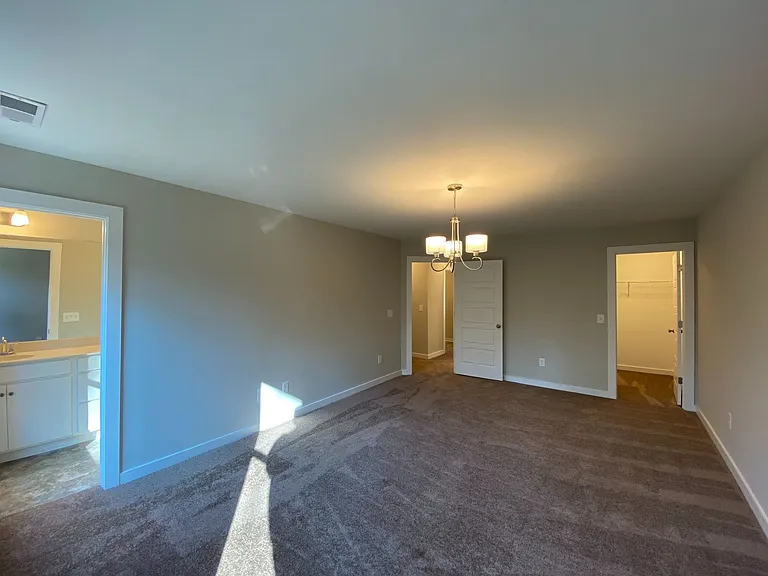 7940 Saint James Dr — Photo 18