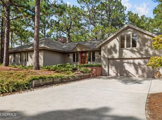 865 Monticello Dr, Pinehurst, NC 28374
