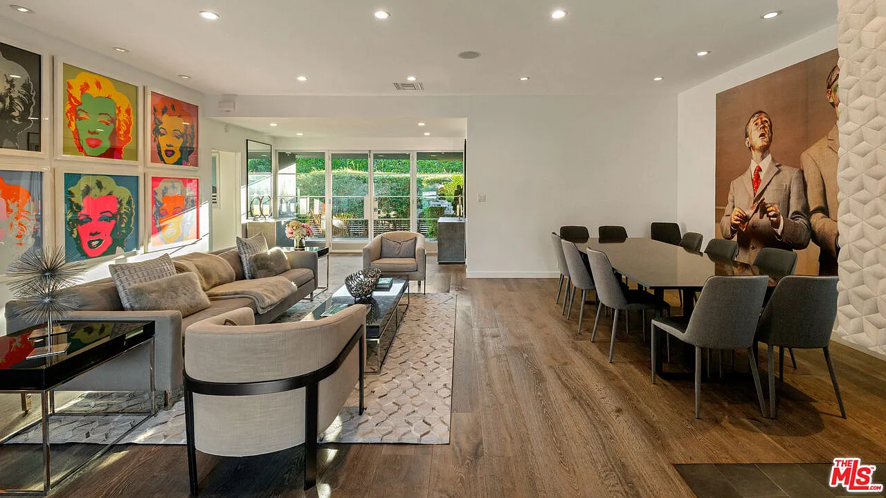 6 bed, 6.0 bath, 4645 sqft, $50,000 — Photo 4