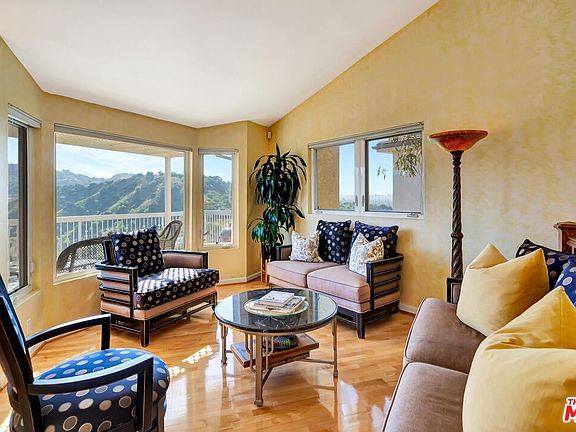 4th image of 3681 Alta Mesa Dr