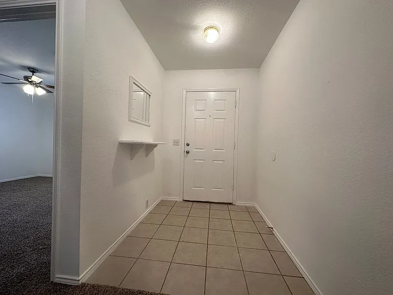 8255 Horse Whisper Ln — Photo 5