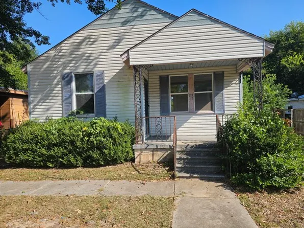 2515 6th Ave N, Columbus, MS 39701