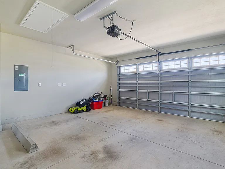 1689 SW 71st Cir — Photo 31