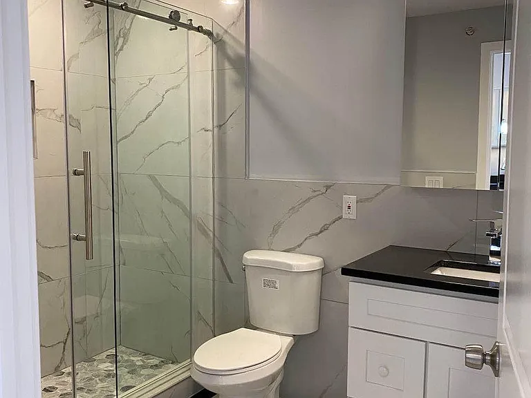 1635 Poplar St #3B — Photo 8