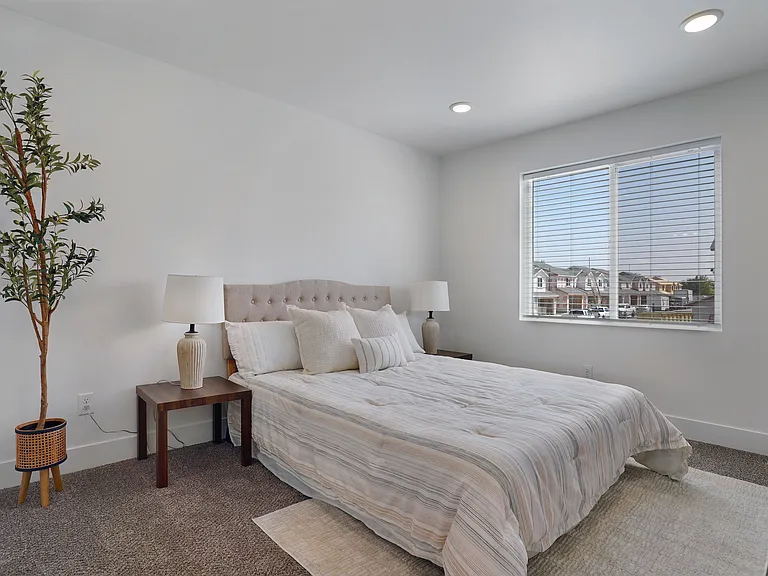 Valo At Bellin Townhomes — Photo 20