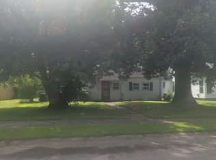105 N 7th St, Charleston, MO 63834