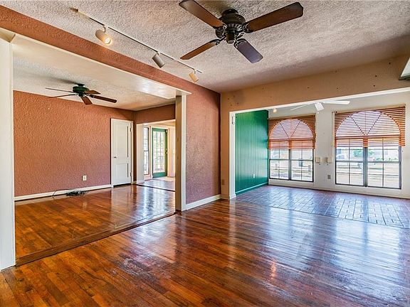 3rd image of 4011 W Morrison Ave #1/2
