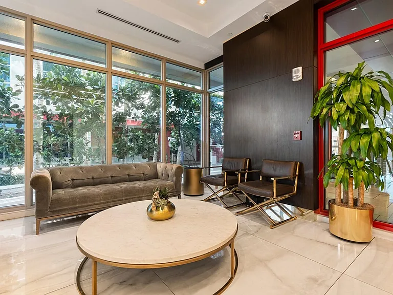 Building's Lounge