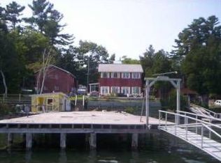 31 S Dyers Cove Rd, Harpswell, ME 04079