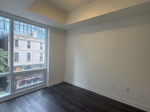 4th image of 89 Church St #303