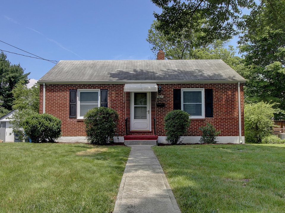 1st image of 4821 Eden Dr NE