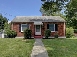4821 Eden Dr NE, Roanoke, VA 24012