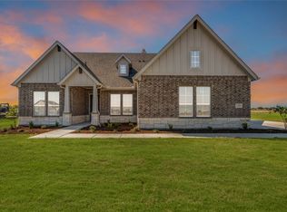 2205 Meteor Dr, Krum, TX 76249