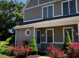 61 Abbey Memorial Dr APT 174, Chicopee, MA 01020