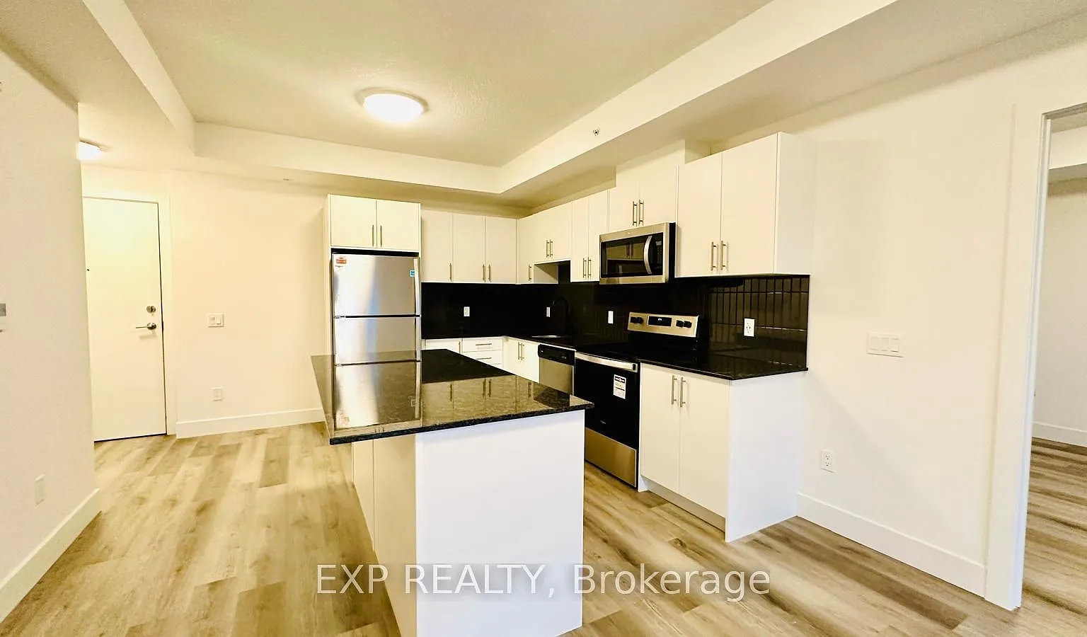 2 bed, $2,195 — Photo 4