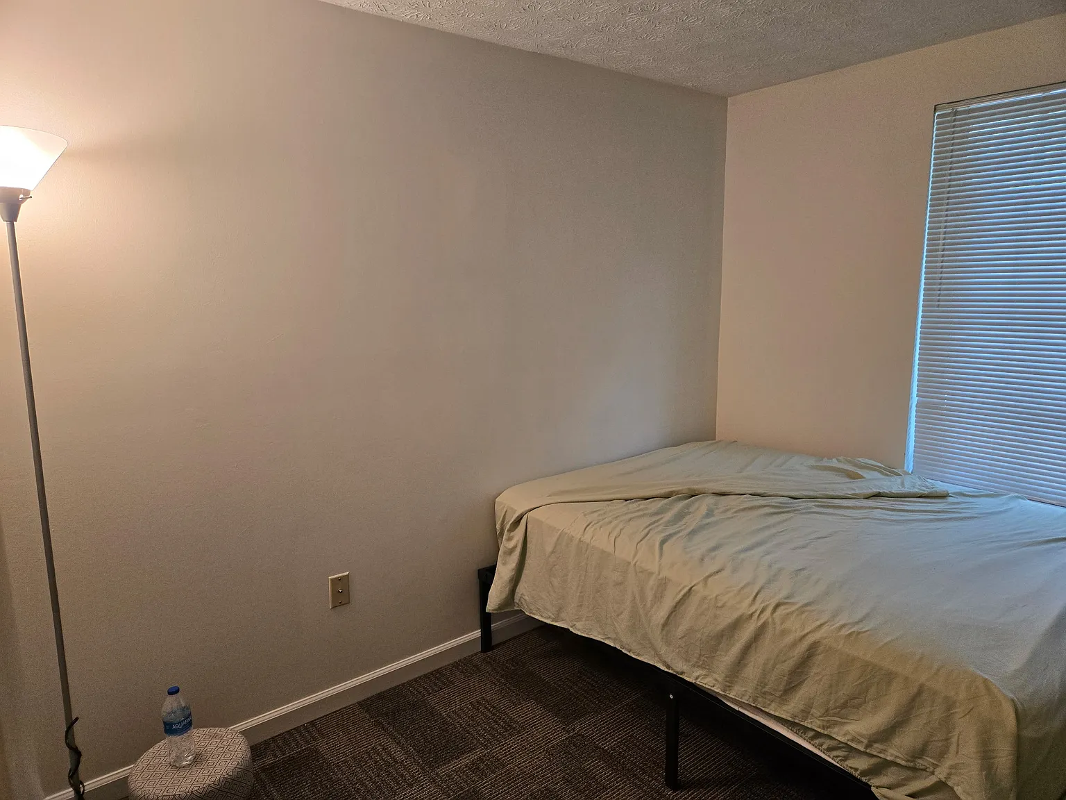 3 bed, 1188 sqft, $800 — Photo 3