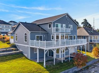 3502 W 2nd St, Anacortes, WA 98221