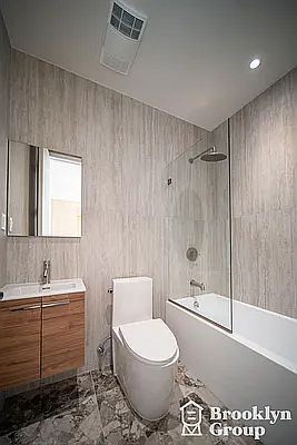 5th image of 257 Driggs Ave #2D