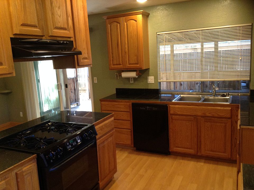 2nd image of 8440 Juglans Dr
