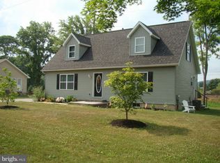 124 S Lloyd Ave, Downingtown, PA 19335