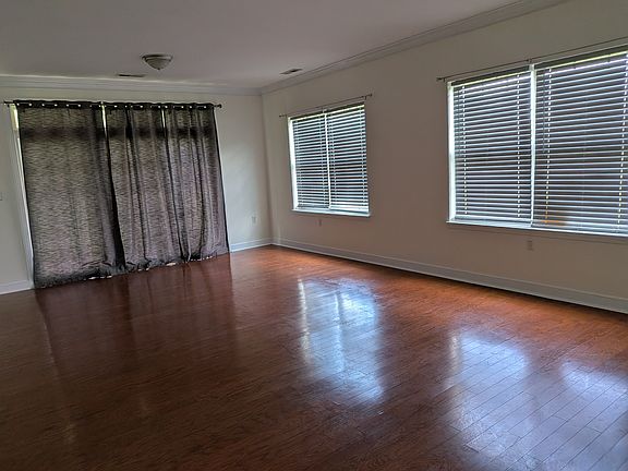 5th image of 767 Waters Edge Rd #767