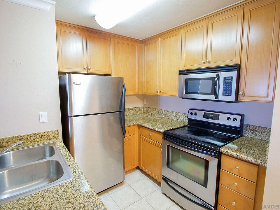 1st image of 1423 Graves Ave Unit 105